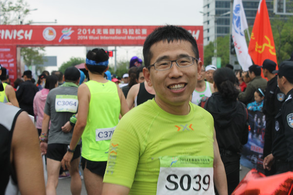 我院师生踊跃参加2014年无锡国际马拉松赛