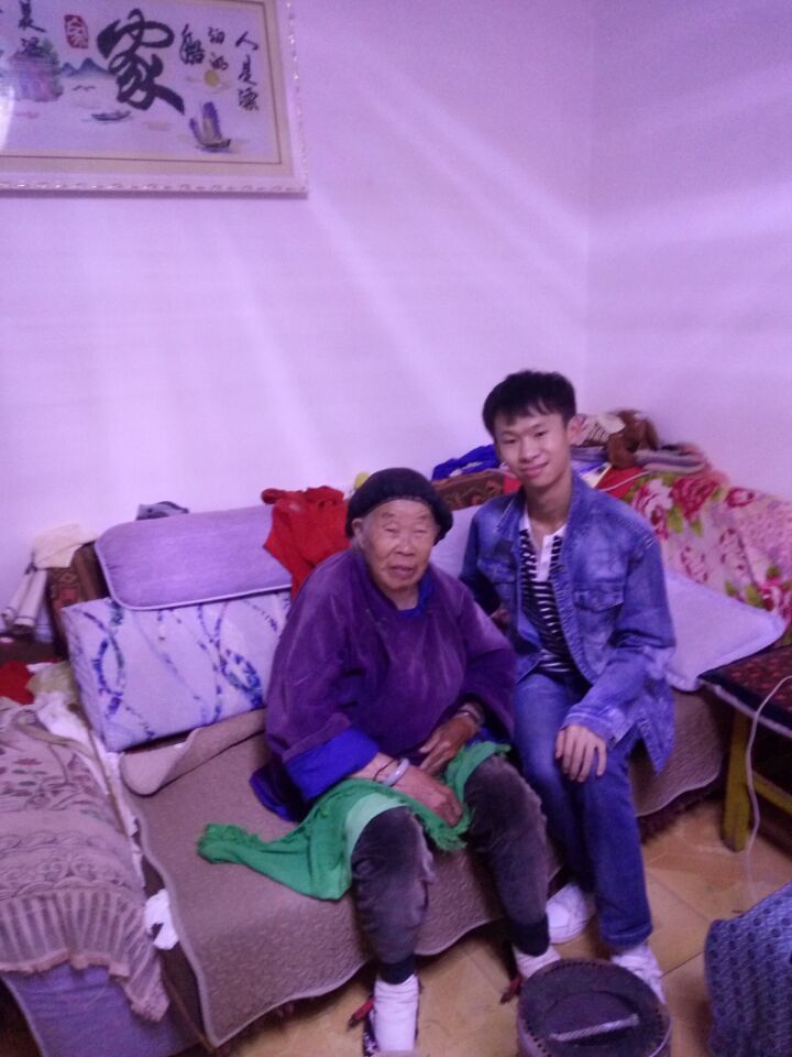 致敬峥嵘岁月，拜访革命老人——江南大学理学院长征之冀社会实践团走进云南宣威